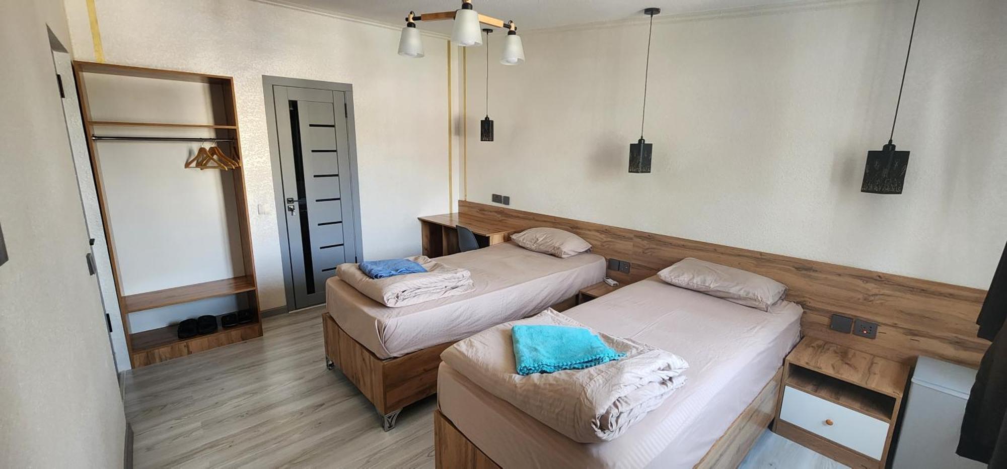 Green House Hostel Dushanbe Ngoại thất bức ảnh
